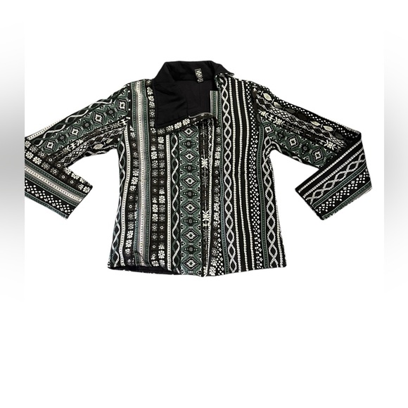 NWT.  Sacred Threads Jacket Size Small. CL/GR04 - Picture 2 of 3